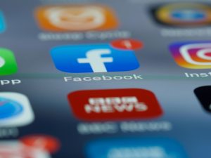 インスタグラムフォロワー購入で人気アカウントを目指す